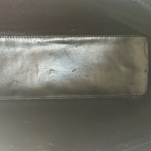 Gucci Black Leather Vintage Shoulder Bag with COA - Picture 13 of 17